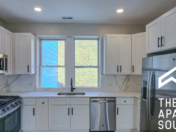 2552 S Central Park Ave, Chicago, IL