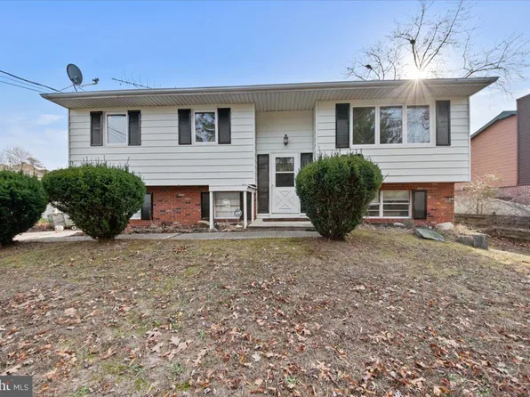 48 Tensaw Dr, Browns Mills, NJ 08015