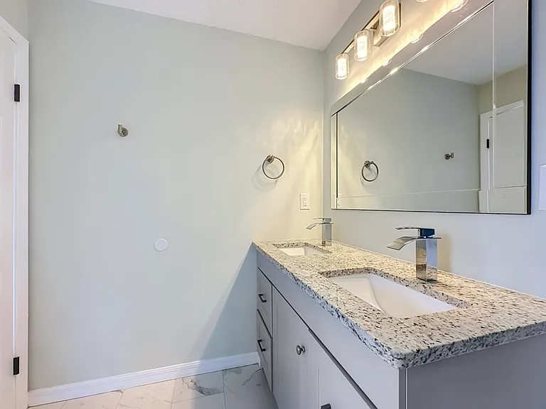 24 Filbert Ln — Photo 14