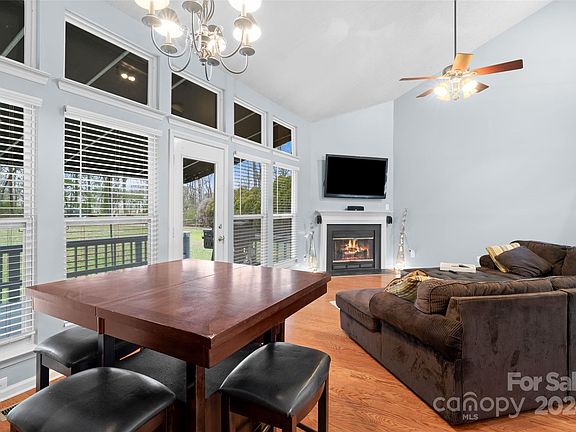 5th image of 13005 Seascape Ln