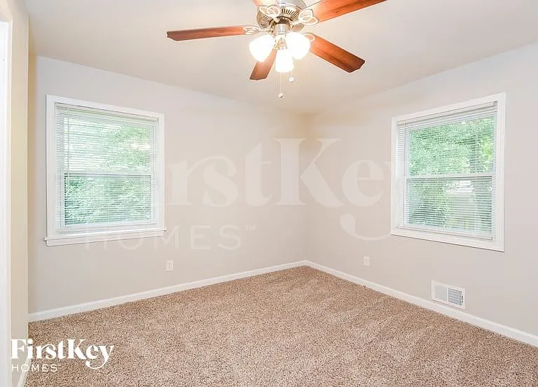 629 Bounty Dr — Photo 12