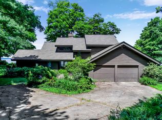 9400 Lake Shore Rd, Angola, NY 14006