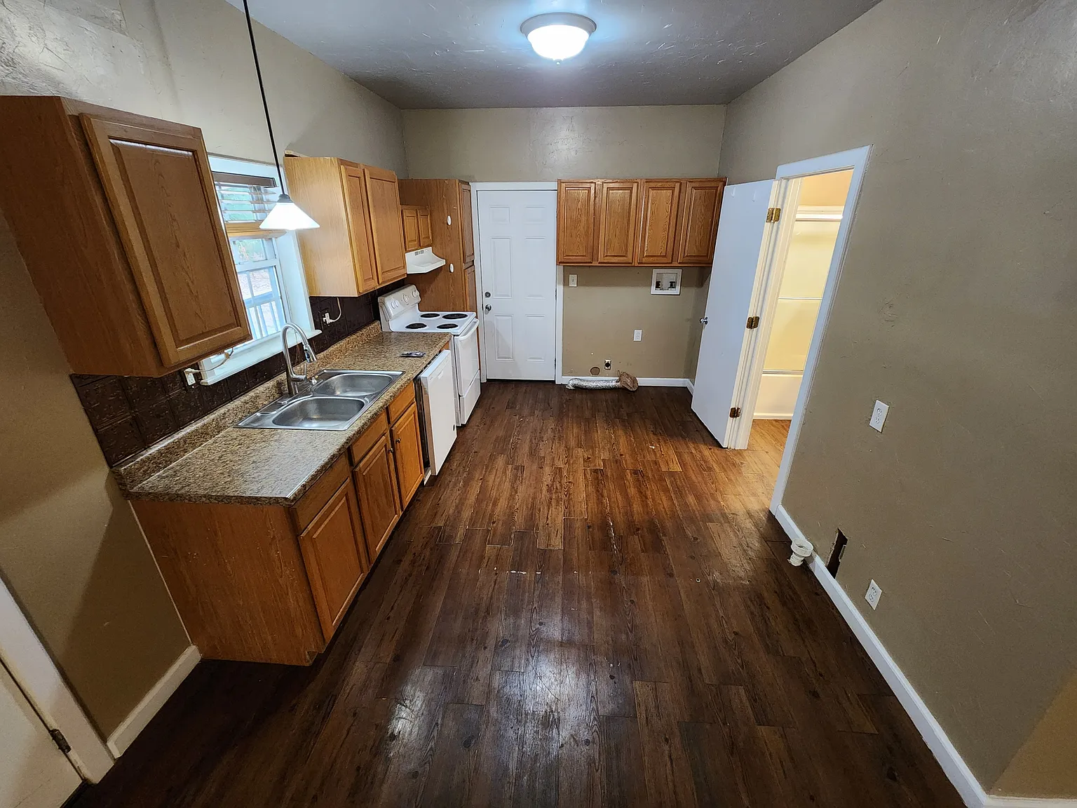 24152 SH 1W- Plunkett - 1 — Photo 3