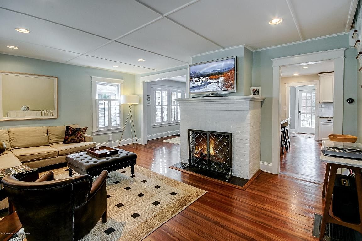 56 Lake Ave, Fair Haven, NJ 07704 Zillow