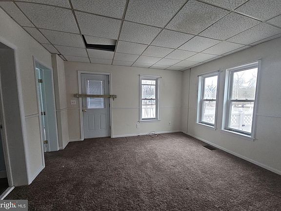 5th image of 3226 S Main Rd