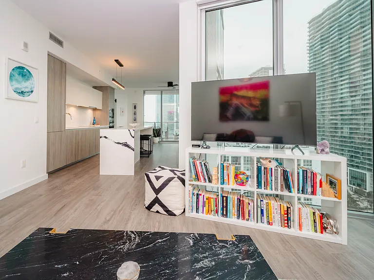 2900 NE 7th Ave #1509 — Photo 32