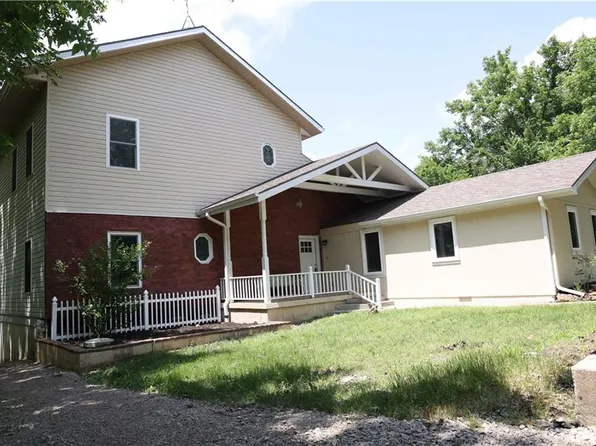 748 195th St, Fort Scott, KS 66701