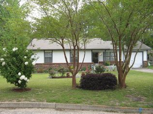 202 Richberry Dr, Dothan, AL 36301