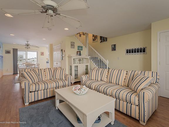 3rd image of 441 E Bay Ave Unit 17