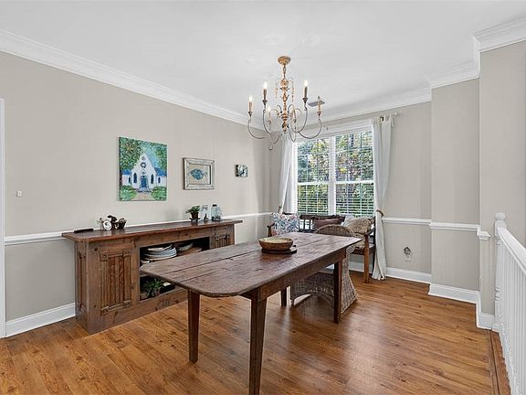 5th image of 493 Dover Island Trl