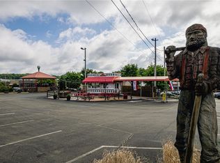 1548 N Center Ave, Somerset, PA 15501