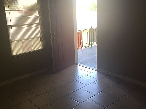 4th image of 2801 Del Papa St #11215966