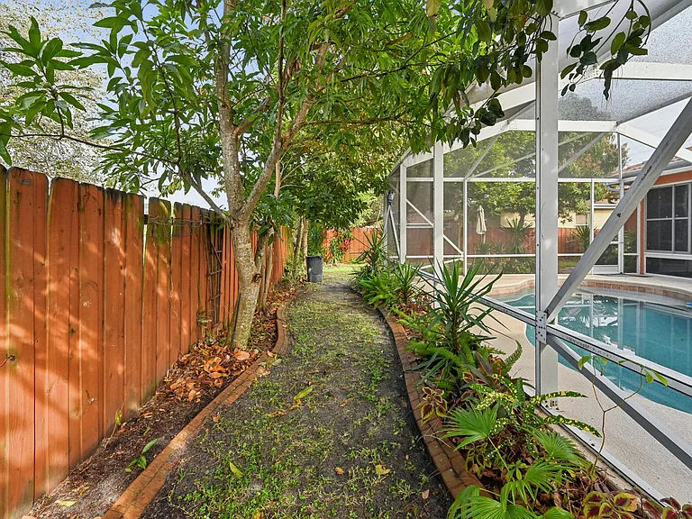 3044 SW Savona Blvd — Photo 42