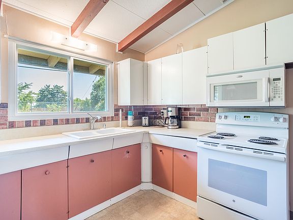 5th image of 540 El Cerrito Dr