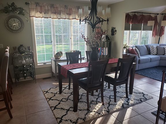 5th image of 9359 Golf Creek Ln