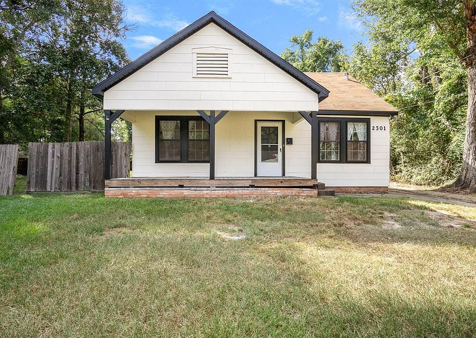 1st image of 2301 W Lucas Drive