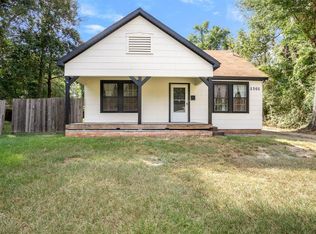 2301 W Lucas Dr, Beaumont, TX 77706