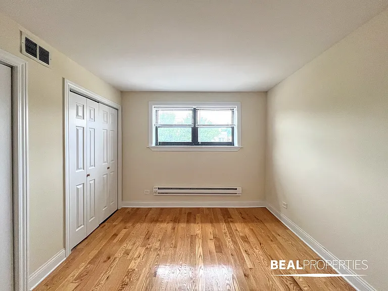 555 W Arlington Pl #308 — Photo 6