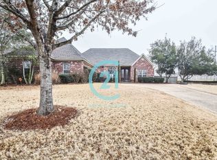101 Bear Creek Ct, Canton, MS 39046