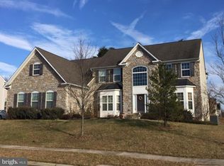 7201 Glen Pine St, Glenn Dale, MD 20769