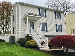 12 Edgewood Ave, Cumberland, RI 02864