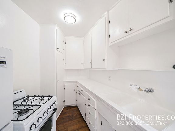 5th image of 8058 Hemet Pl #4