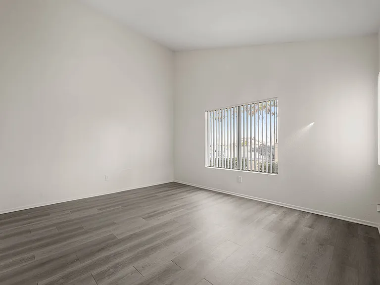 Park Place Apartments — Photo 12