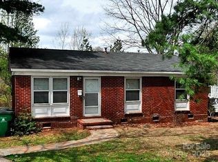 730 Dewolfe St, Charlotte, NC 28208