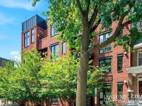 245 15th St SE #201, Washington, DC 20003