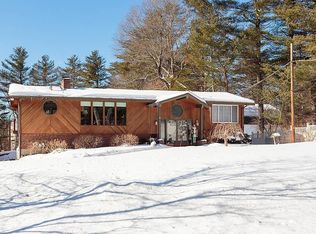 12 Wheaton Dr, Pelham, NH 03076