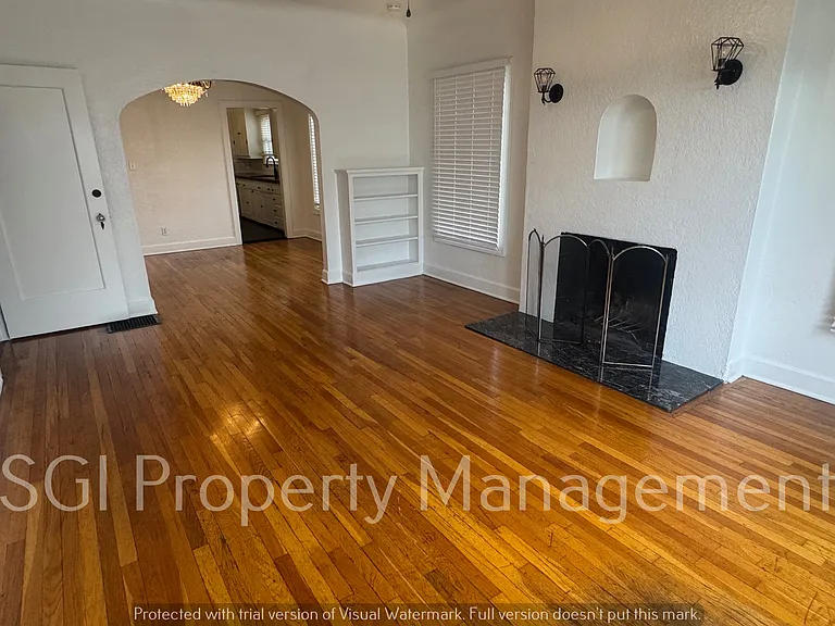 541 W Monte Vista Rd #3 — Photo 2