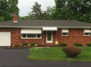 10 Jupiter Dr, Swansea, IL