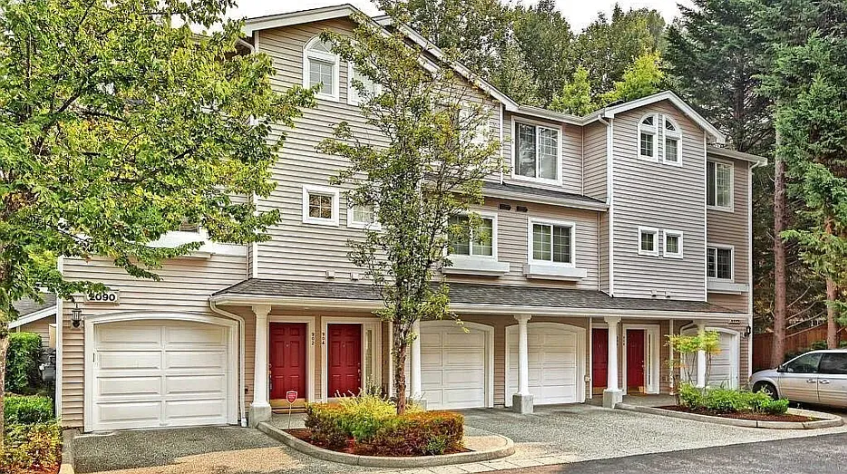 1920 132nd Ave SE, Bellevue - 61 — Photo 2