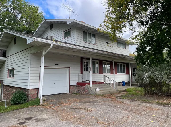 90 Main St, Williams, MN 56686