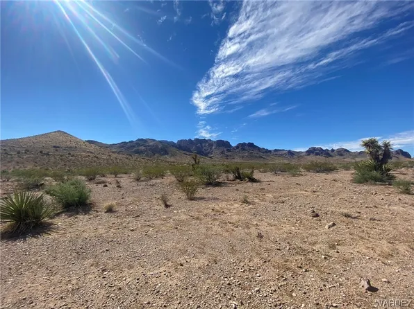 3948 S Kaibab Rd, Golden Valley, AZ 86413