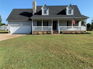 104 Carr Rd, Dallas, NC 28034