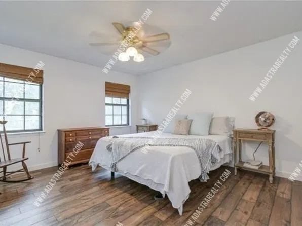 2900 SE 6th St, Blue Springs, MO 64014