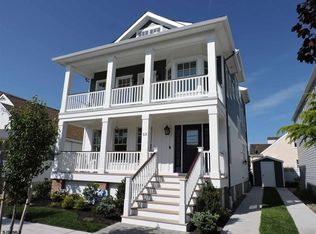 13 S Jerome Ave, Margate, NJ 08402