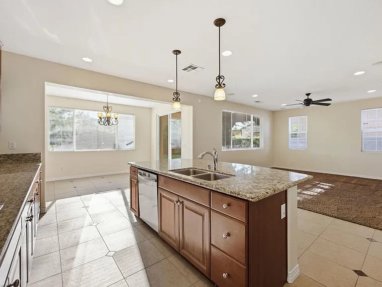 35495 Domani Dr — Photo 5