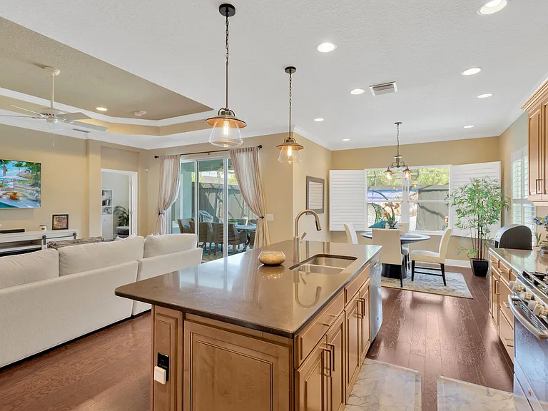 6420 Seasound Dr — Photo 13