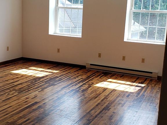 2nd image of 380 Walnut St APT 303