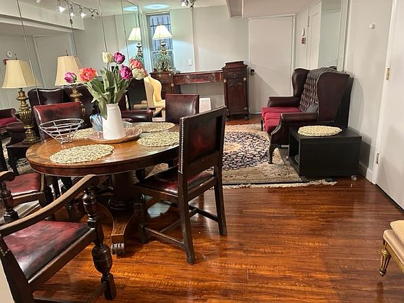 4th image of 121 E 89th St #A