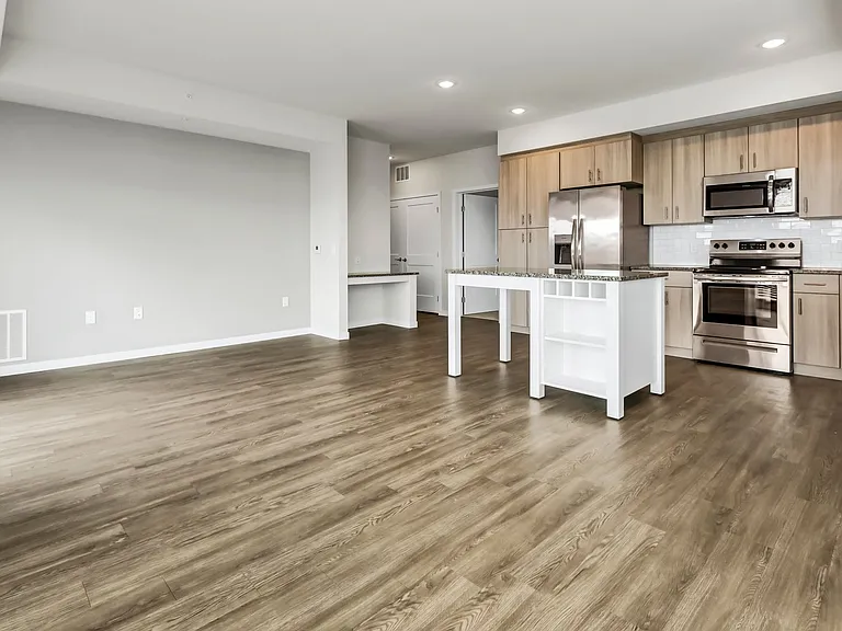 Quest Apartments — Photo 93