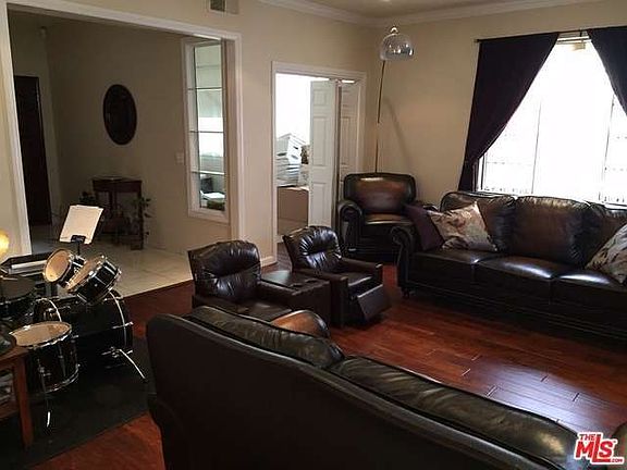 4th image of 10320 Almayo Ave APT 4