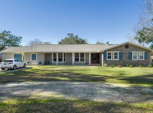 752 Dunbar Ave, Bay Saint Louis, MS 39520