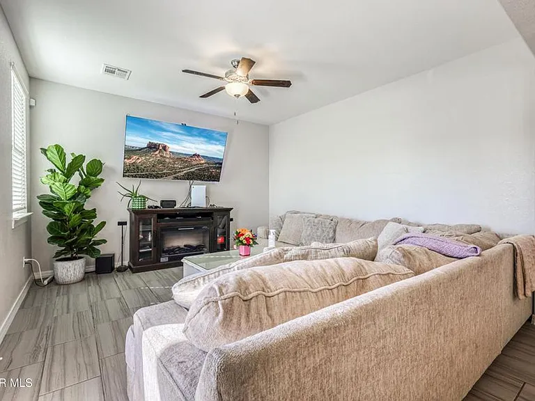 4812 Marisabel Azcarate St — Photo 6