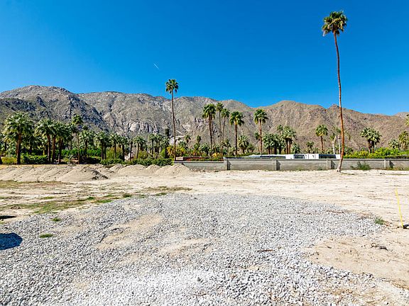 3rd image of 416 W Hermosa Pl