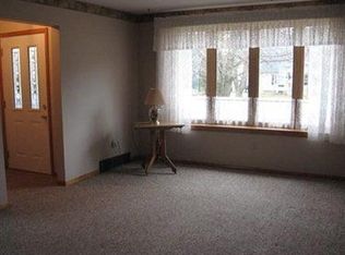 2346 Norcross Rd, Erie, PA 16510