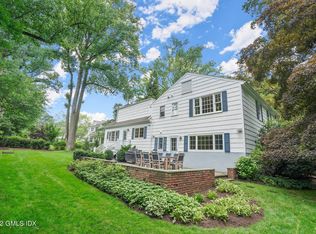 32 Welwyn Rd, Riverside, CT 06878
