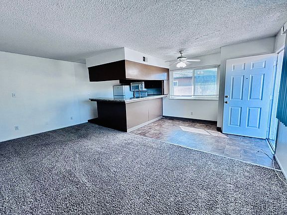 3rd image of 4133 Apostolo Cir #4